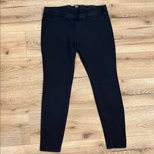 Hue black skinny leggings jeggings